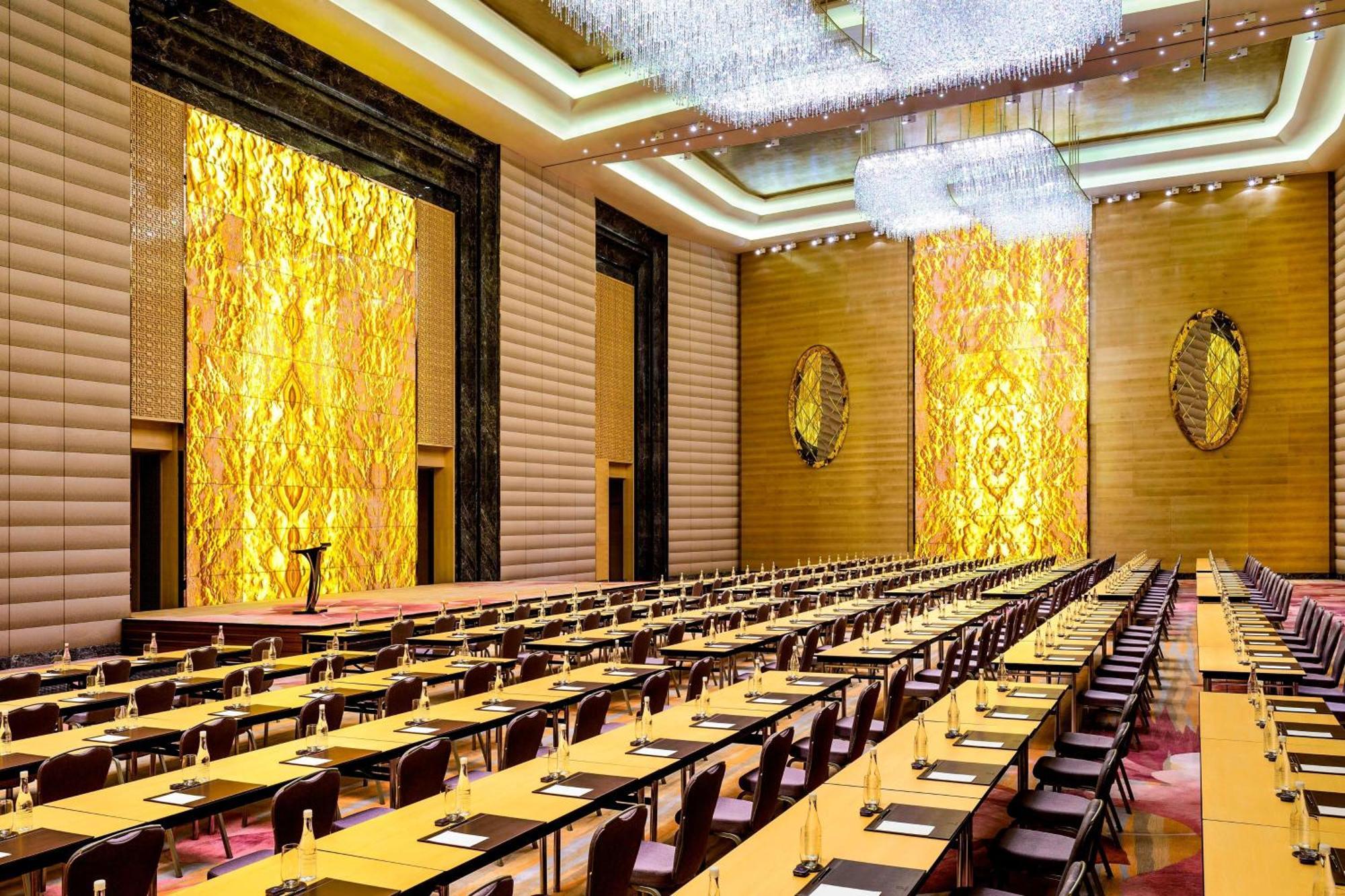 Sheraton Huzhou Taihu Lake Hot Spring Resort & Spa Exterior photo
