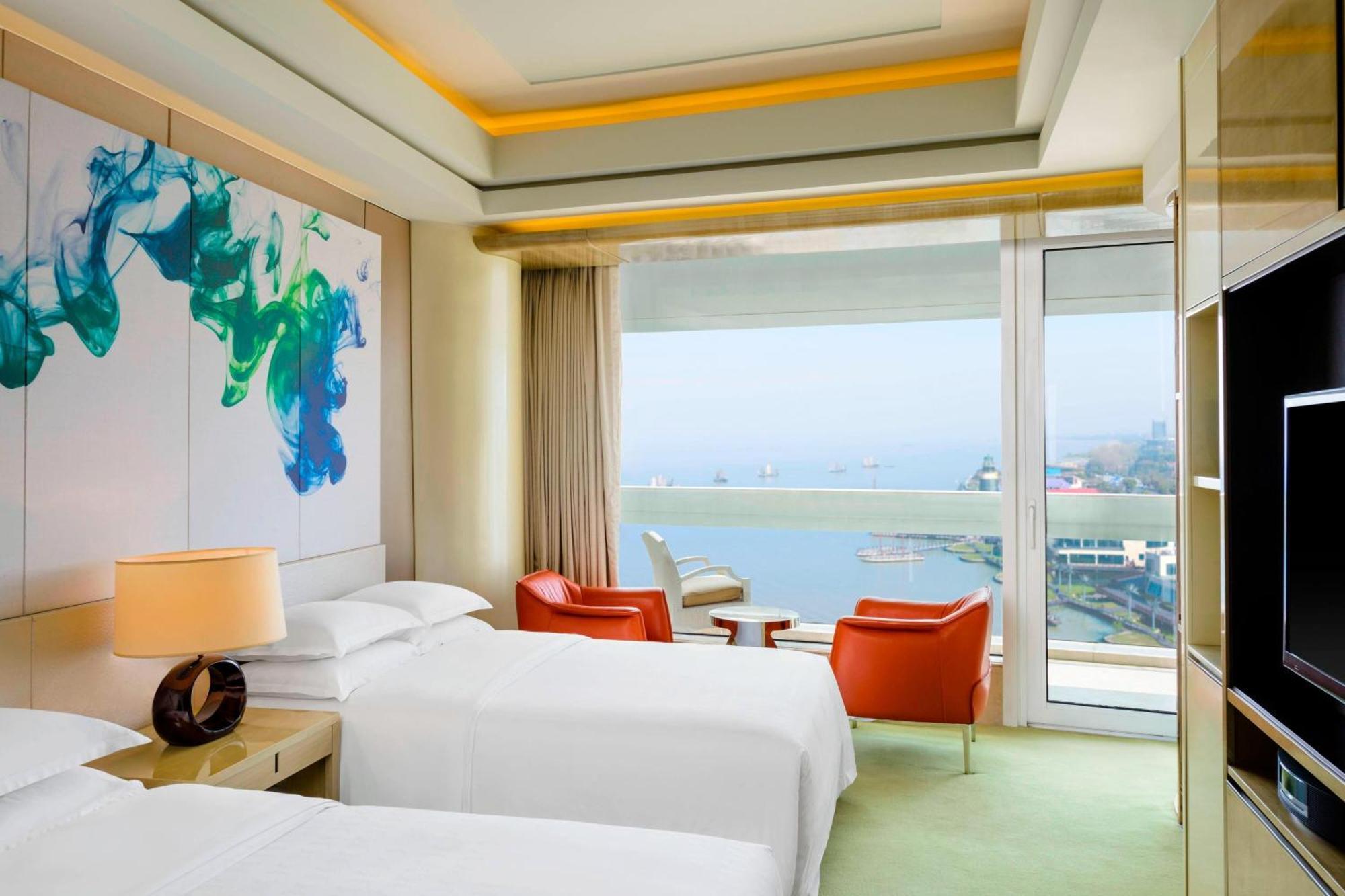 Sheraton Huzhou Taihu Lake Hot Spring Resort & Spa Exterior photo