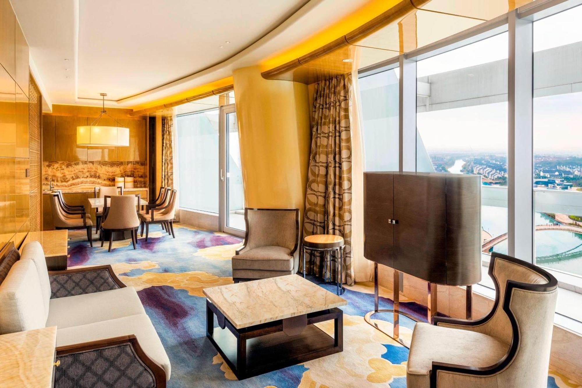Sheraton Huzhou Taihu Lake Hot Spring Resort & Spa Exterior photo