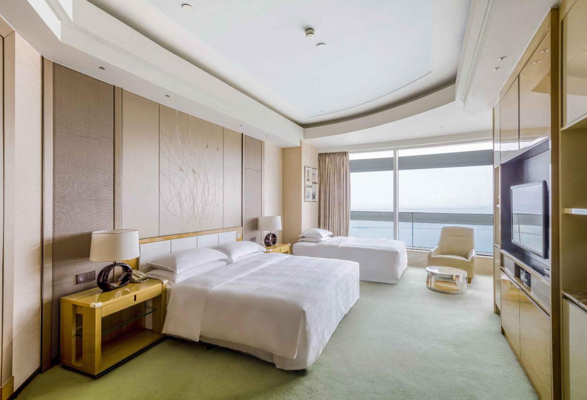 Sheraton Huzhou Taihu Lake Hot Spring Resort & Spa Exterior photo
